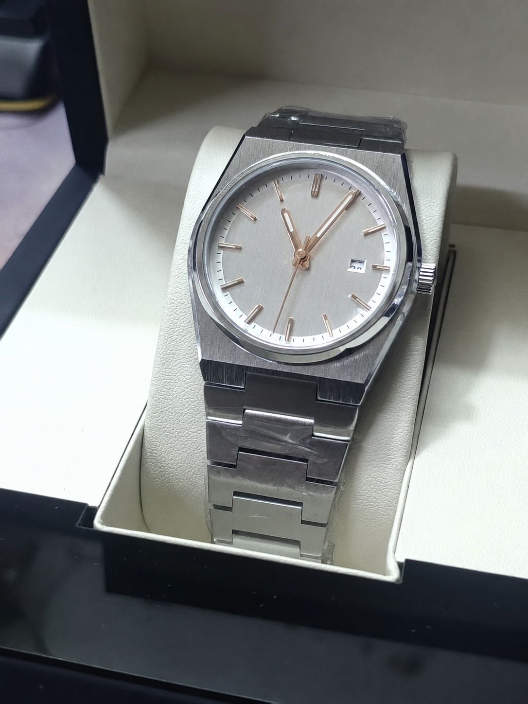 Reloj de Cuarzo para Hombre con Calendario y Luz Nocturna