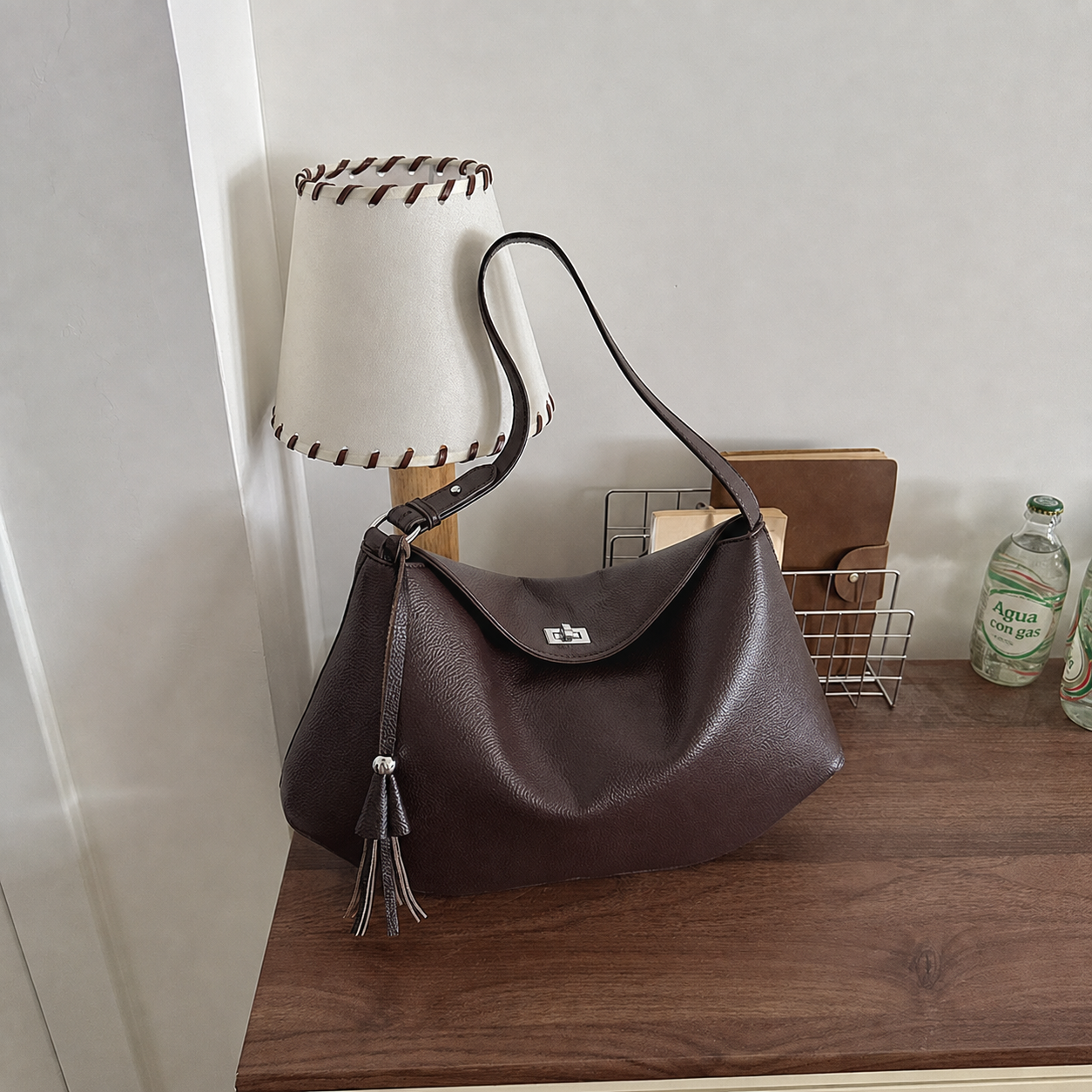 Bolsa de Hombro Estilo Dumplin para Mujer – Café, Negra o Blanca - 7