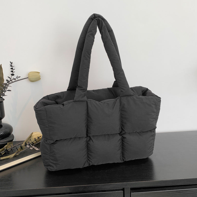 Bolsa de hombro acolchada con diseño rombo gran capacidad
