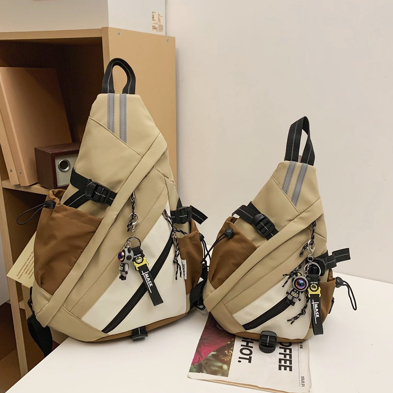 Mochila urbana grande ligera y resistente al agua