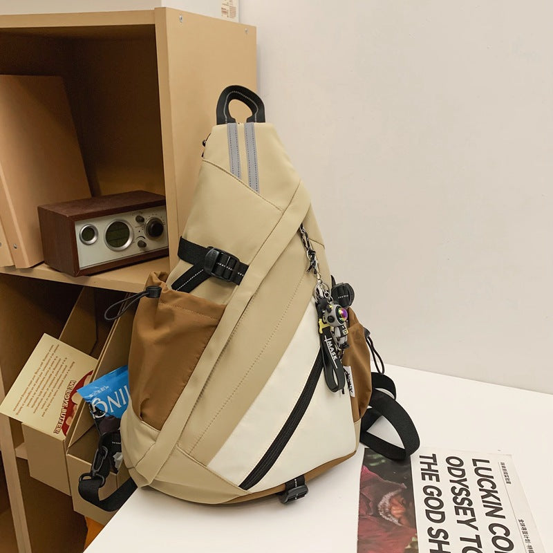 Mochila urbana grande ligera y resistente al agua