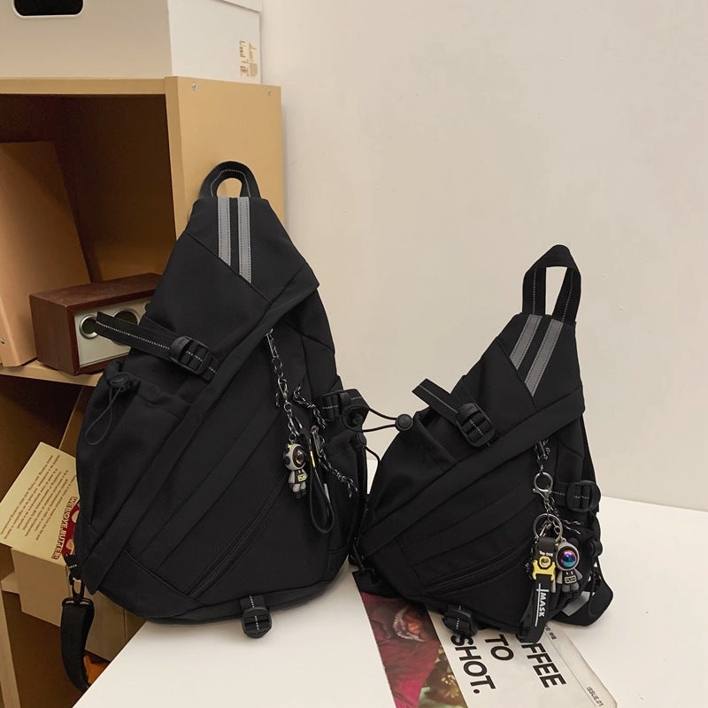 Mochila urbana grande ligera y resistente al agua