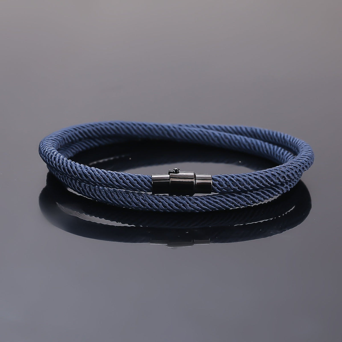 varimg:704565890850:cordon-azul-marino-broche