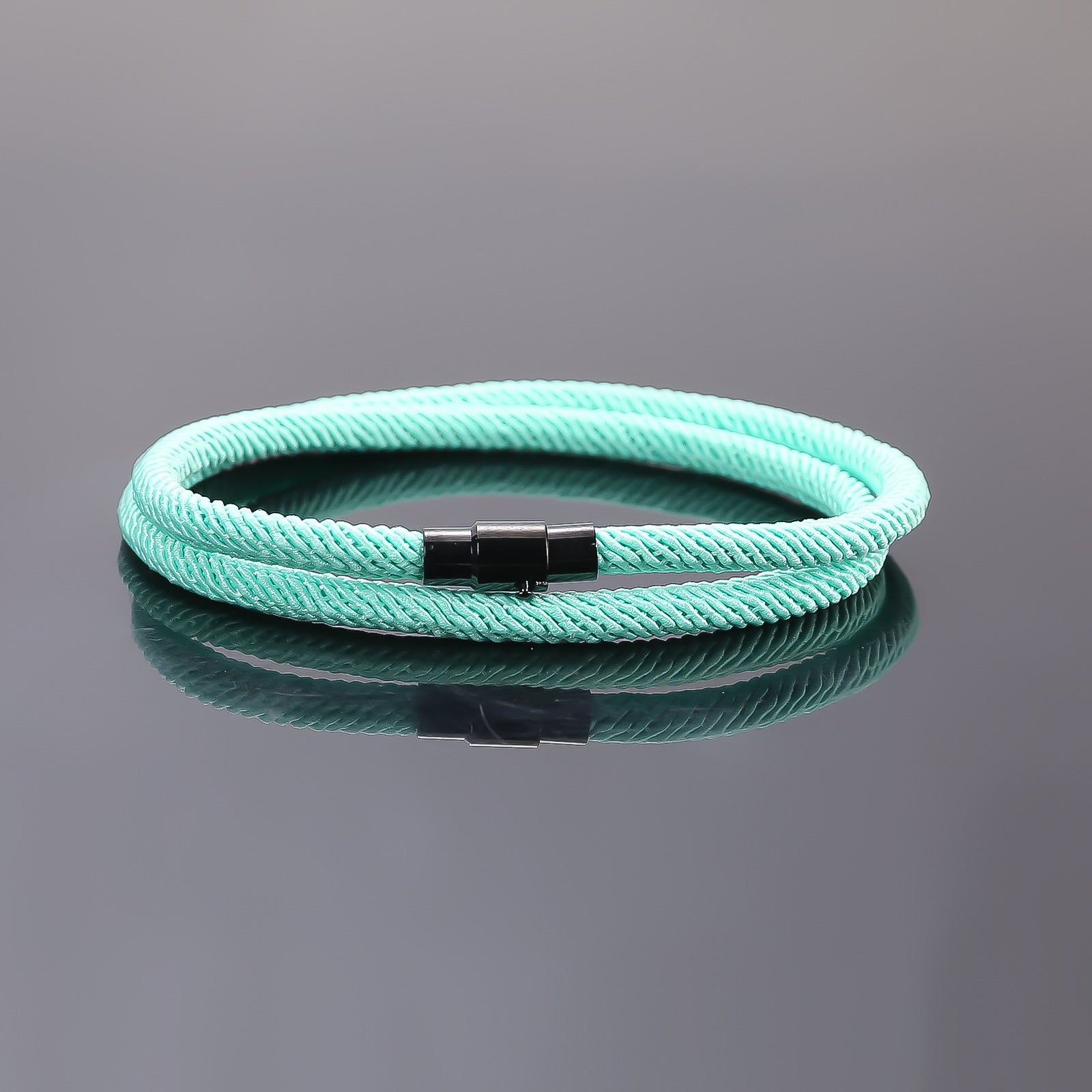 varimg:704565890850:cordon-menta-broche-mag