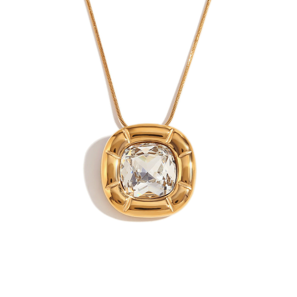 varimg:763112322976:collar-dorado-blanco