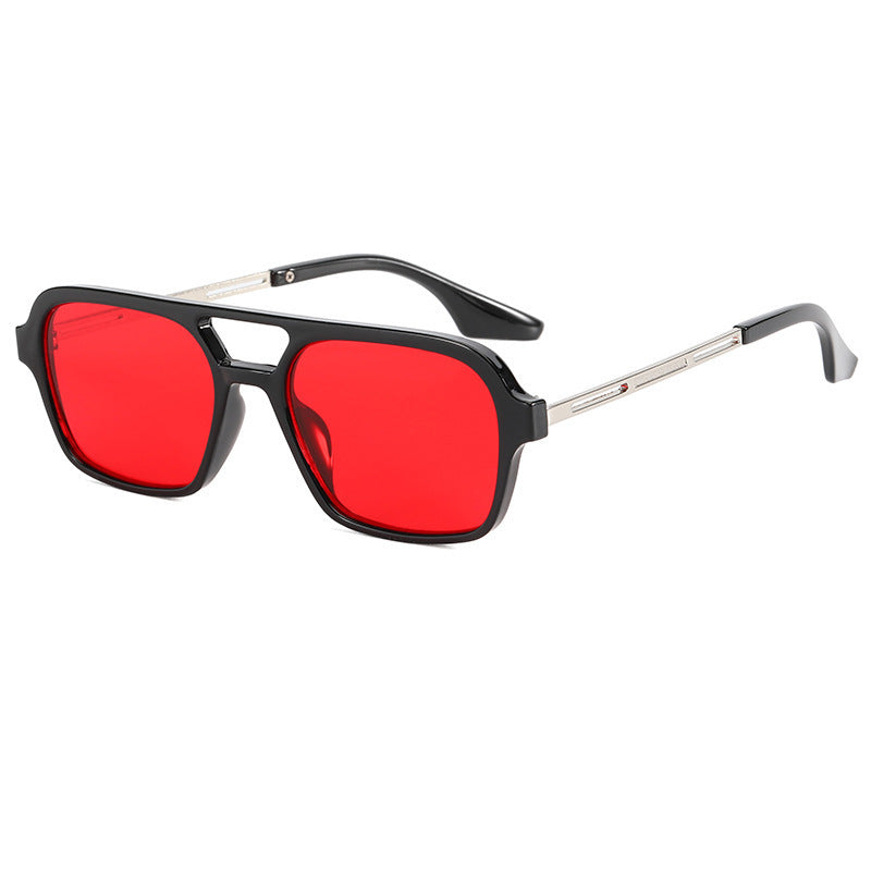 varimg:814452306623:negro-brillante-lente-roja