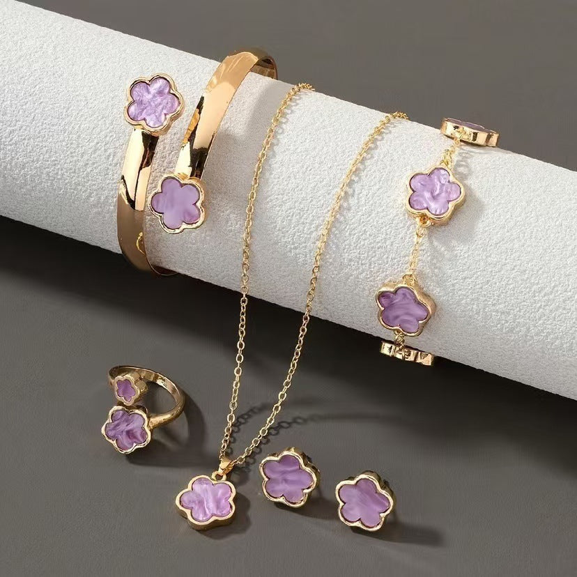 varimg:849692832227:morado