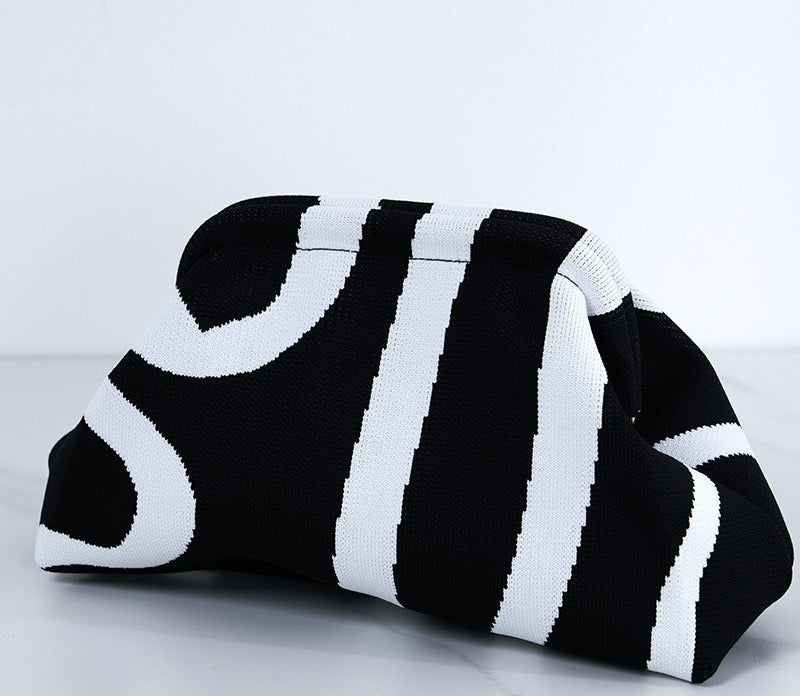 varimg:862836466718:bolsa-cebra-negro