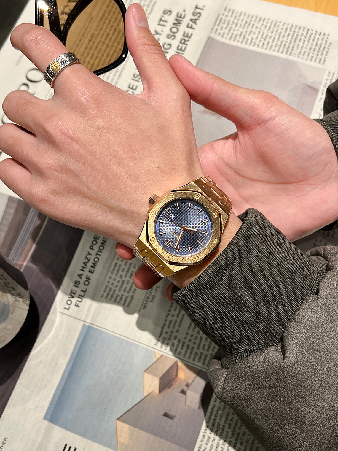 varimg:917402554608:oro-rosa-azul-correa-acero